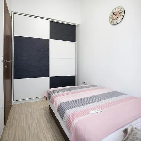 Modern 2-bedroom With Private Parking * Zadar
