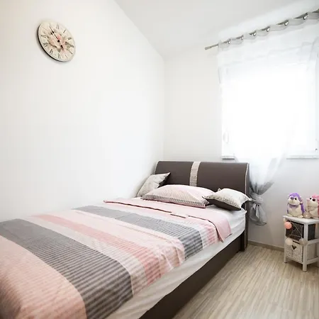 Modern 2-bedroom With Private Parking * Zadar